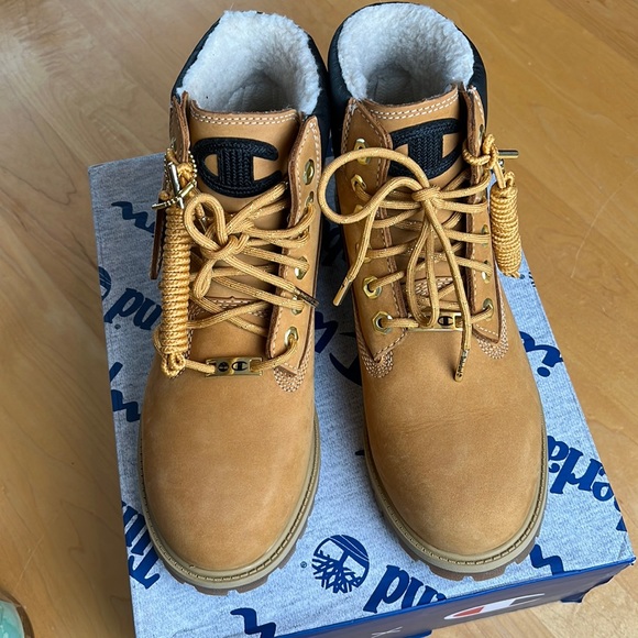 RARE Timberland X Champion Premium 6 inch Shearling Boots NIB - Picture 4 of 10